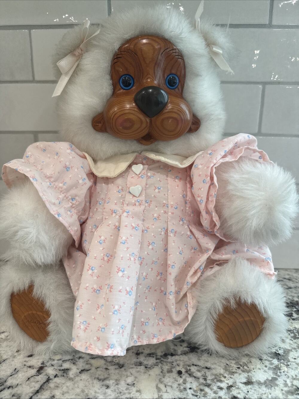 Robert Raikes Liza Bear Wooden Face Plush Signed #8752 1989 The Good Company